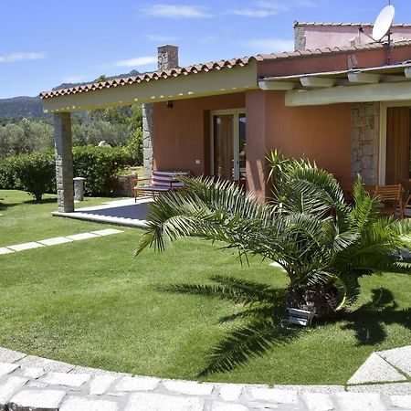 Affittacamere B&B La Villa Dei Graniti Виласимиус Екстериор снимка