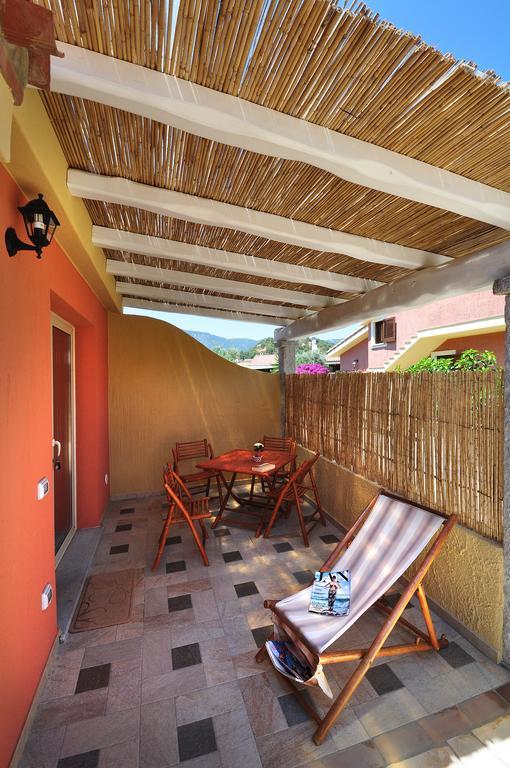 Affittacamere B&B La Villa Dei Graniti Виласимиус Стая снимка